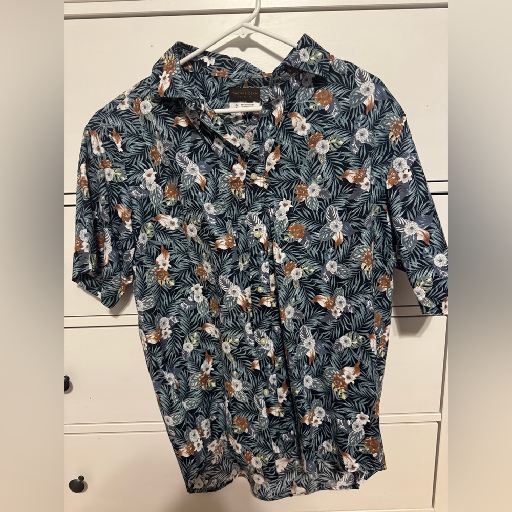 Thomas Dean short sleeve button-down shirt